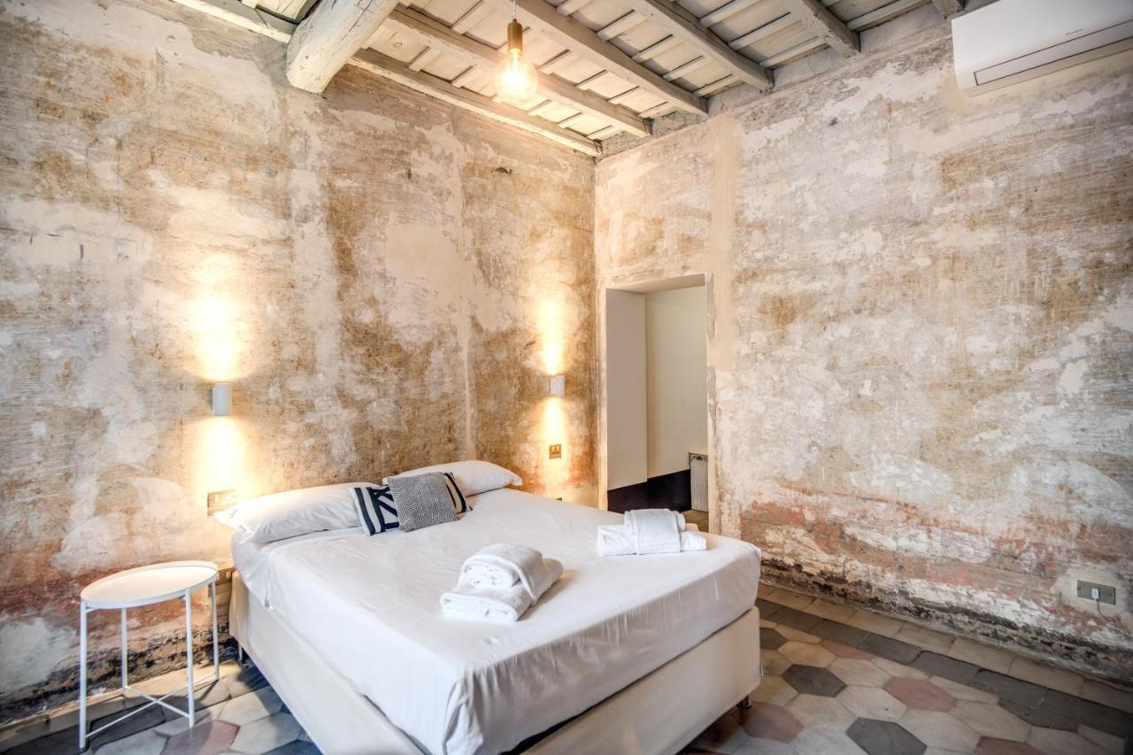 Stylish And Spacious Apartment Next To The Colosseum Roma Exterior foto