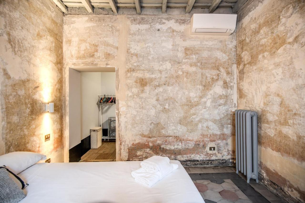 Stylish And Spacious Apartment Next To The Colosseum Roma Exterior foto